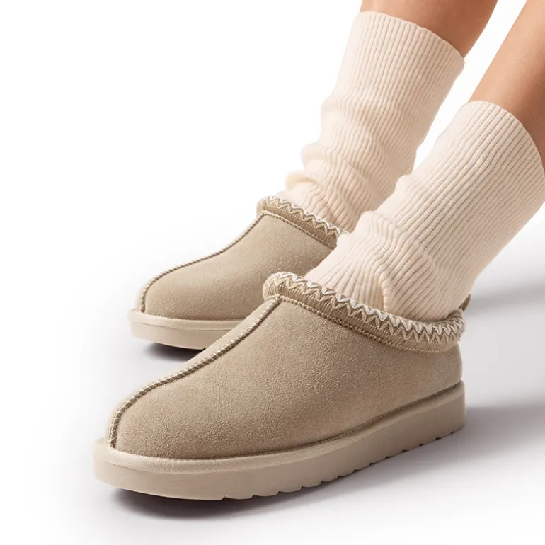 Women’s Wide Toe Fuzzy Cozy Slip-On Slippers