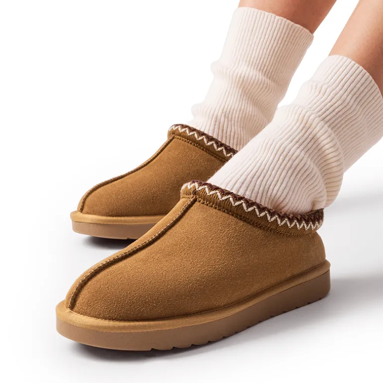 Women’s Wide Toe Fuzzy Cozy Slip-On Slippers