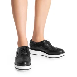 Women’s Wingtip Oxford Sneakers