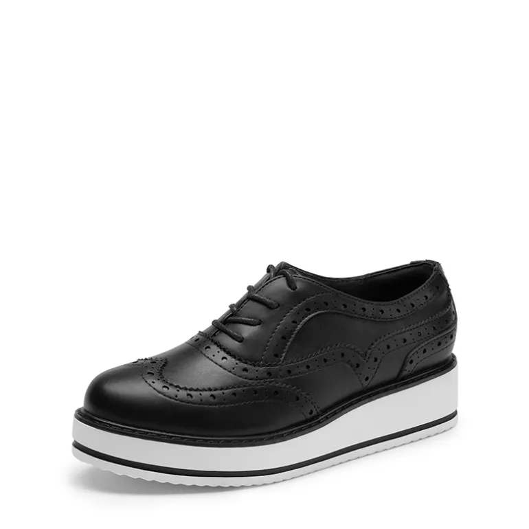 Women’s Wingtip Oxford Sneakers